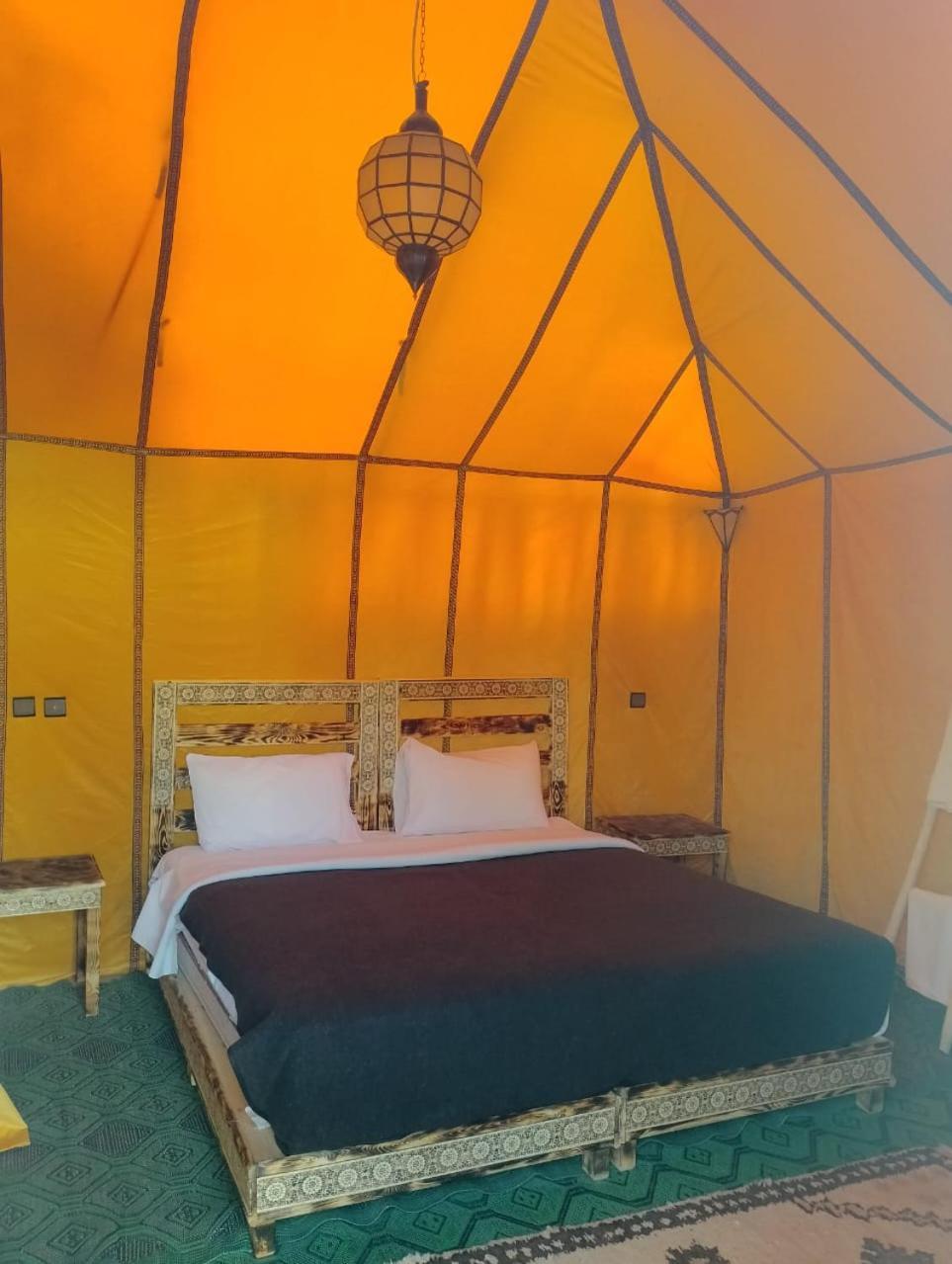 Camp Under Stars (Adults Only) Merzouga Dış mekan fotoğraf