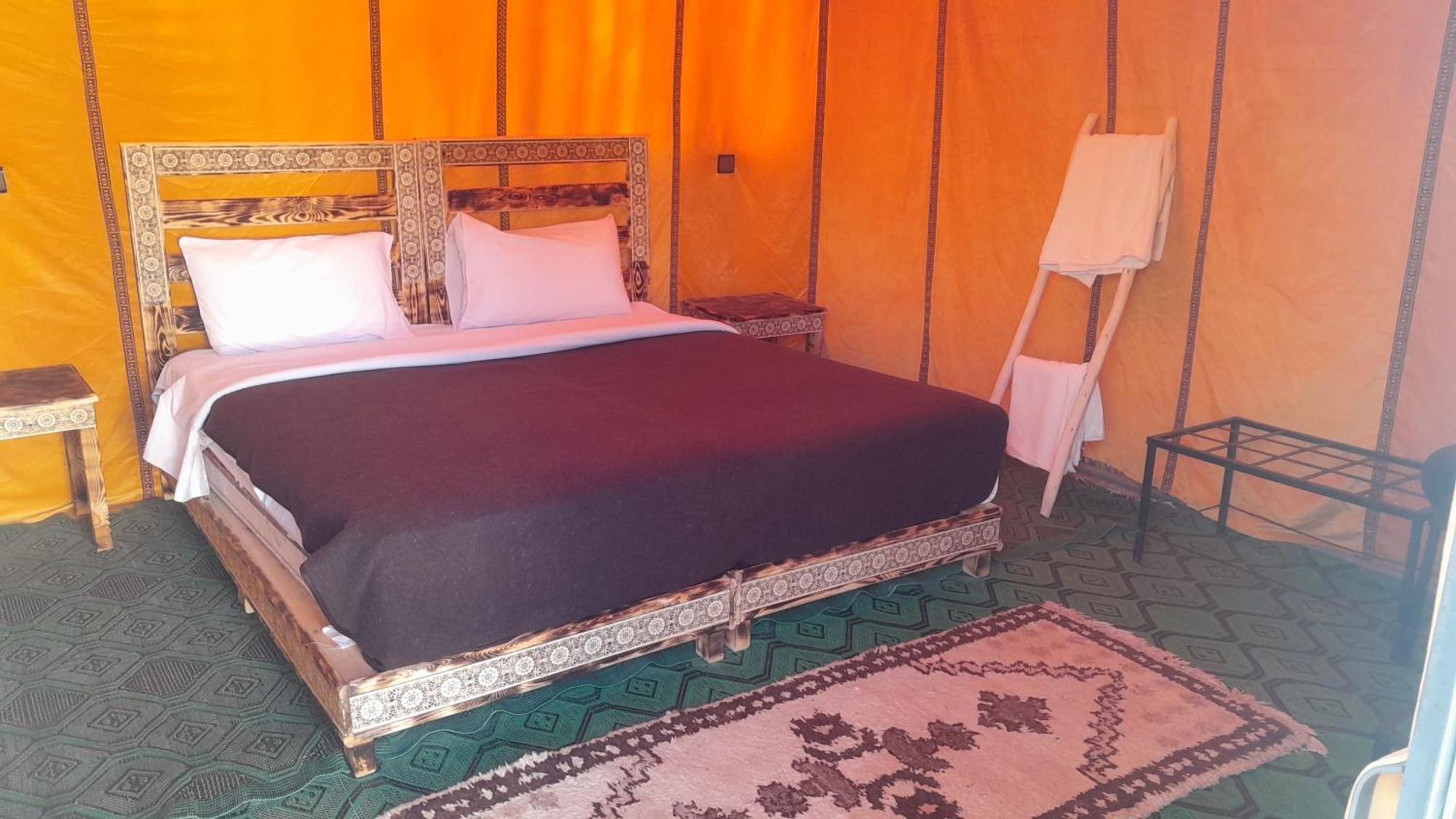Camp Under Stars (Adults Only) Merzouga Dış mekan fotoğraf